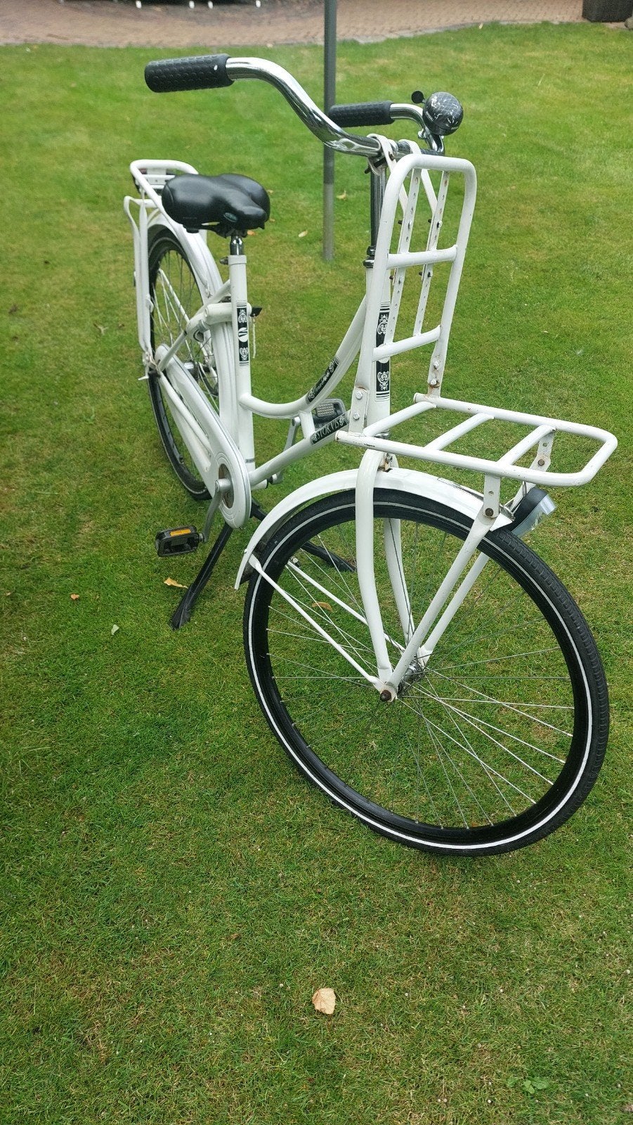 Mooie 26 inch meisjesfiets met werkende verlichting en slot, Ophalen of Verzenden