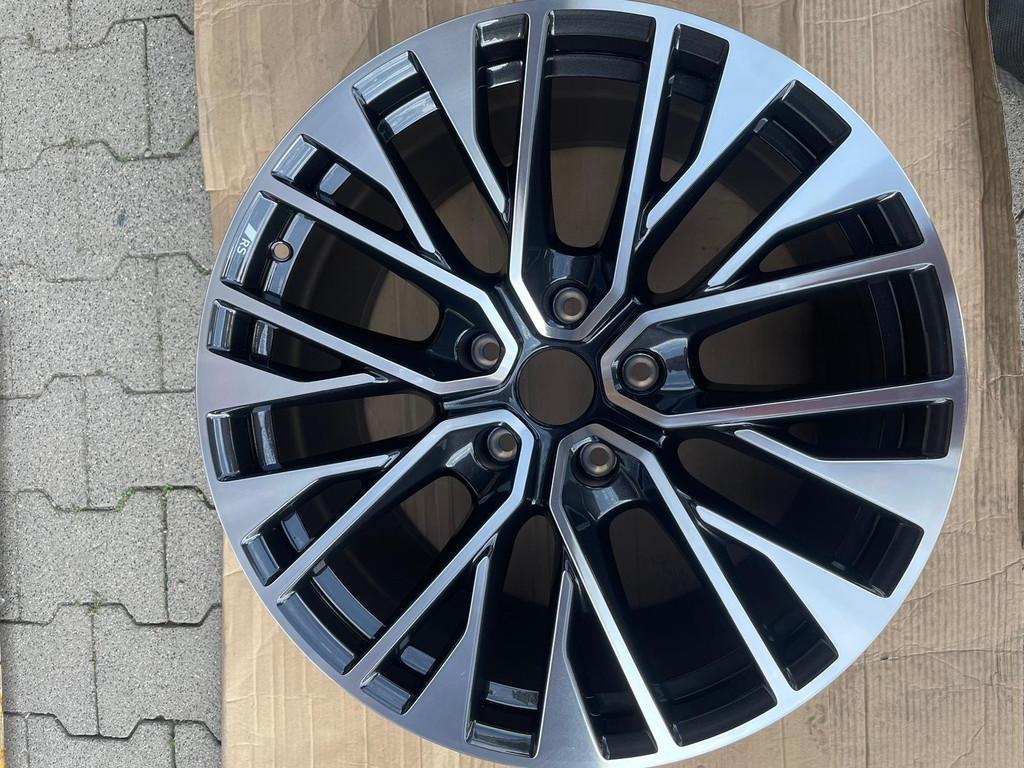 Audi e-tron GT RS velgen 20 inch 4J3601025CF titanium NIEUW, Info@fabrikant.eu, Fabrikantstraat 1
1000 AA  Amsterdam, NL, Ophalen of Verzenden