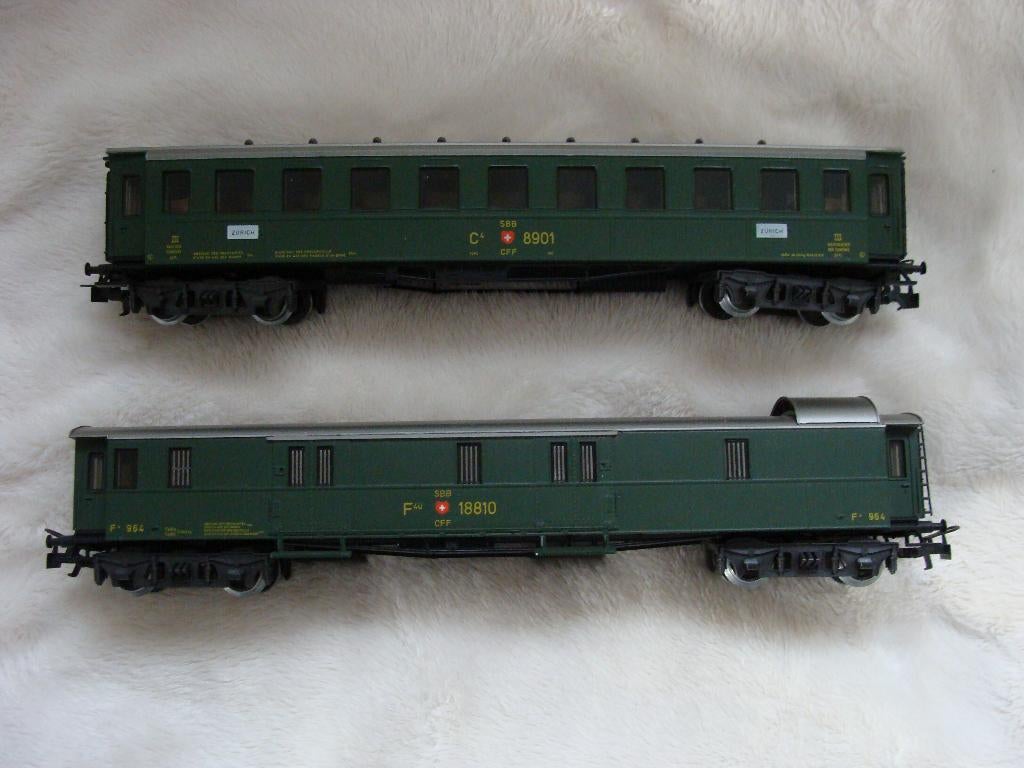 SBB WAGONs 18810 & 8901, Hobby en Vrije tijd, Modeltreinen | H0, Gebruikt, Gelijkstroom, Wagon, Ophalen of Verzenden