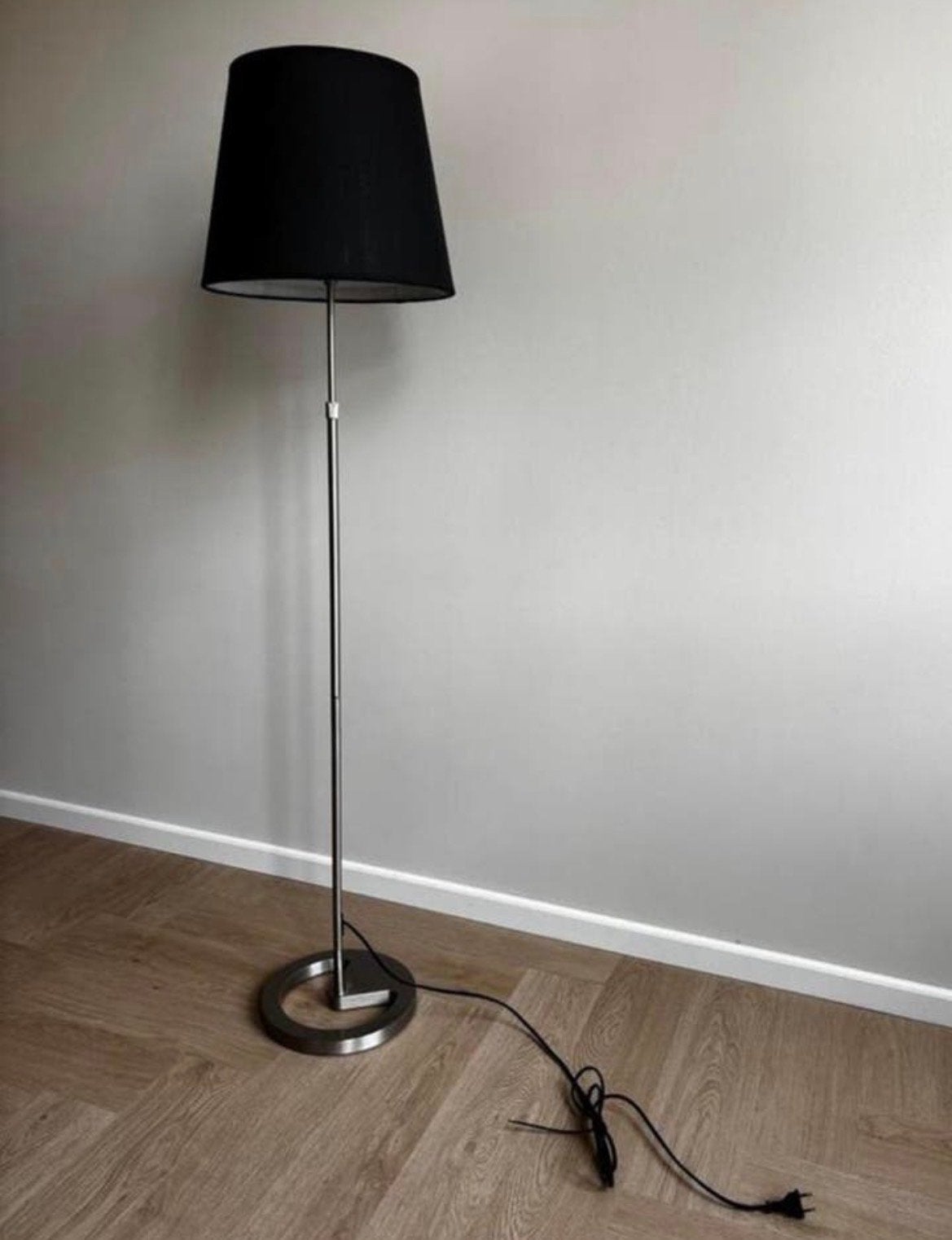 IKEA NYFORS  Staande lamp, Huis en Inrichting, Ophalen, Gebruikt, E27 (groot), Metaal