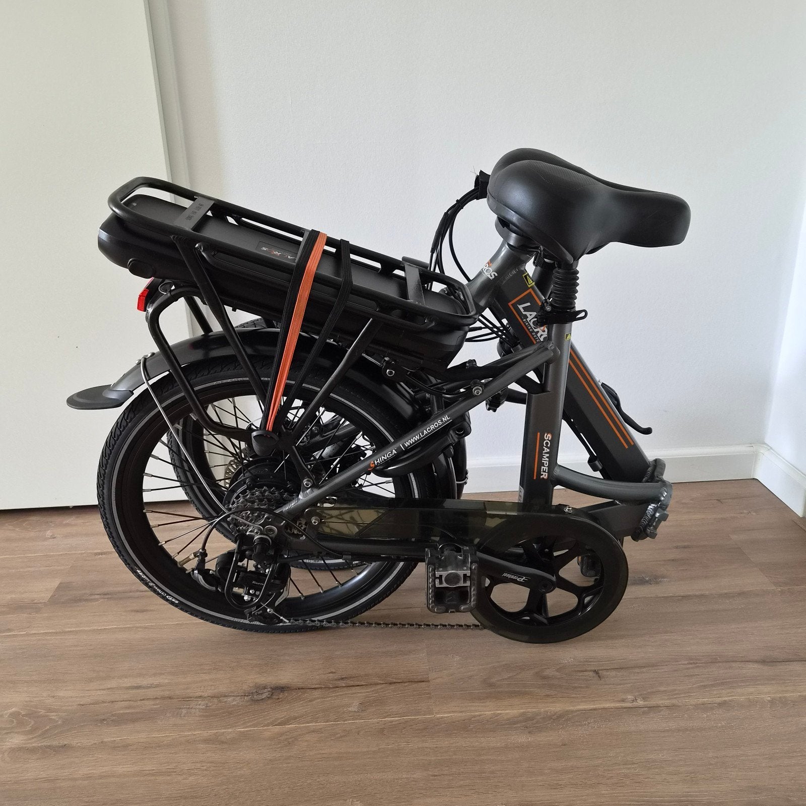 Foto 20 van 2x Z.G.A.N Lacros S200 elektrische vouwfietsen 15AH (20inch)