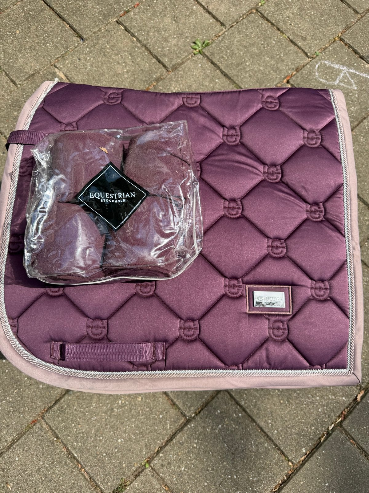 Equestrian stockholm set, Dieren en Toebehoren, Paarden en Pony's | Dekens en Dekjes, Full (L), Dressuurdekje, Equestrian Stockholm