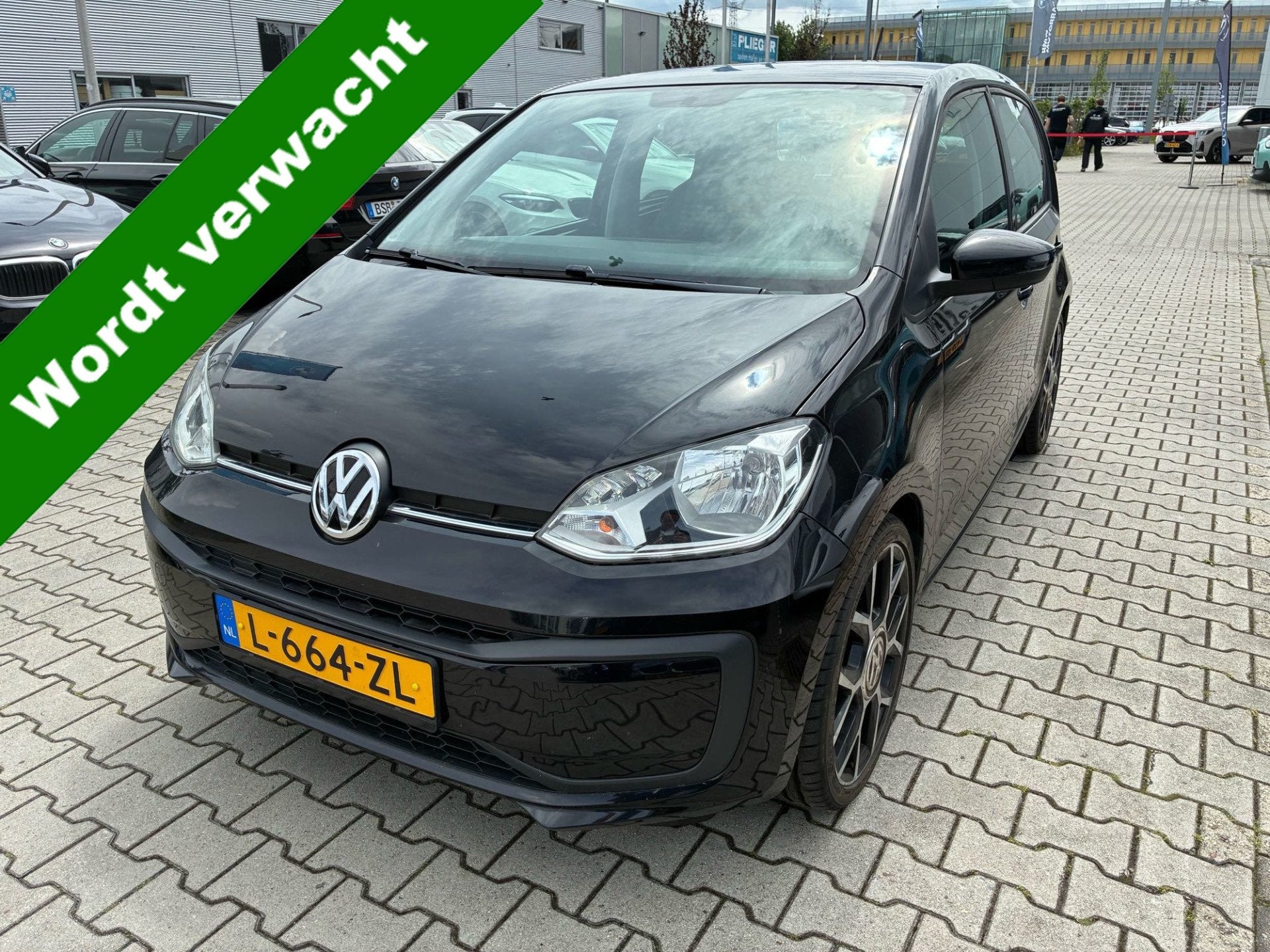 Volkswagen up! 1.0 BMT up! beats 5-drs Airco Sportief Bj 201, Auto's, Volkswagen, Voorwielaandrijving, Stof, Bedrijf, Handgeschakeld