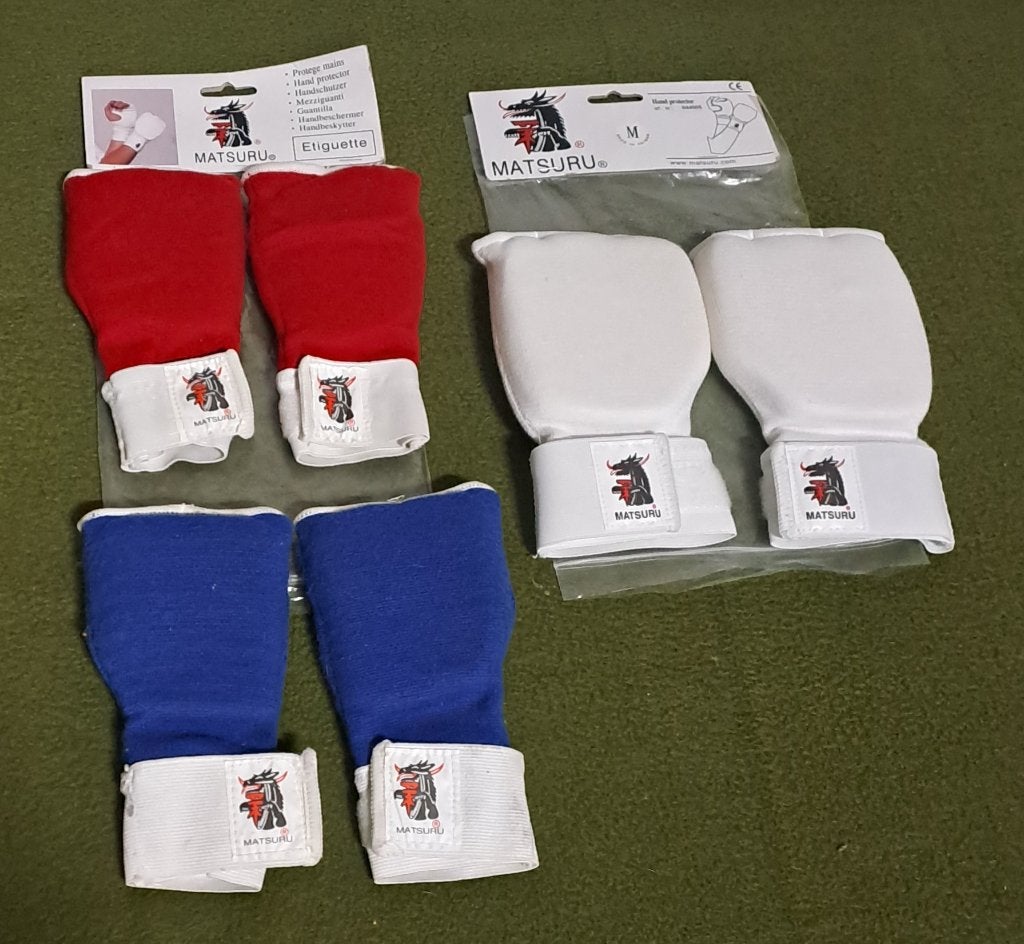 3 paar Matsuru hand protectors / sparring handschoenen, Sport en Fitness, Maat S, Ophalen of Verzenden, Overige, Vechtsportbescherming
