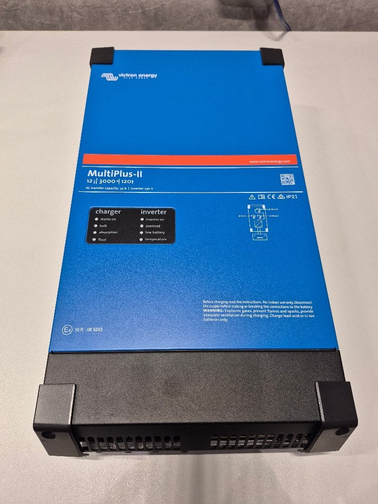 Victron MultiPlus-II 12/3000/120-32 – zo goed als nieuw, Ophalen of Verzenden, Zo goed als nieuw