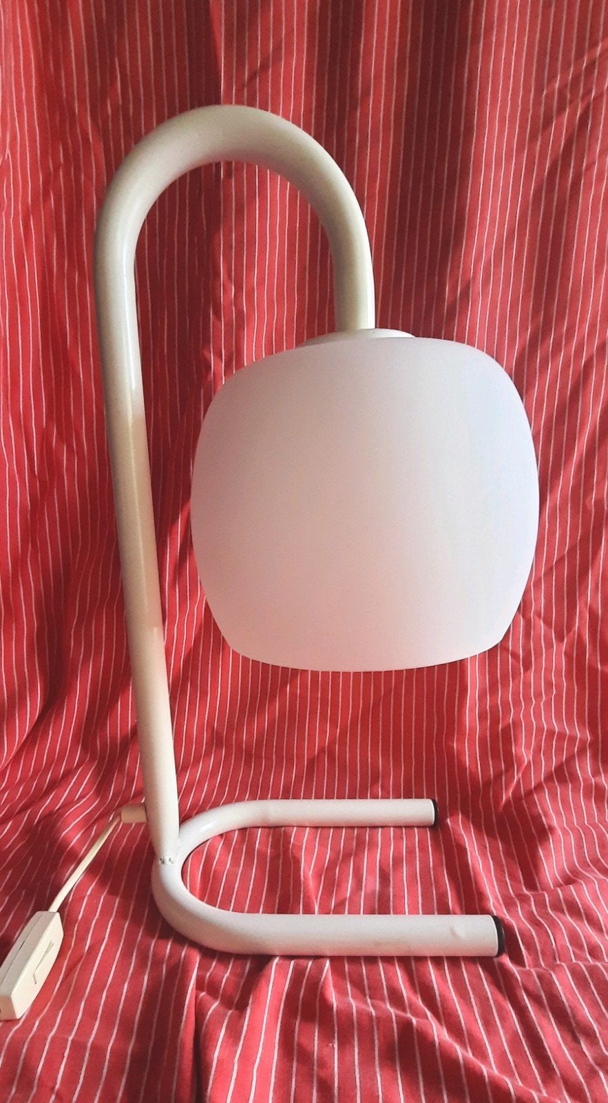 Aparte postmoderne tafellamp jrn 70/80, lees de beschrijving, Huis en Inrichting, Lampen | Tafellampen, Ophalen of Verzenden, Zo goed als nieuw