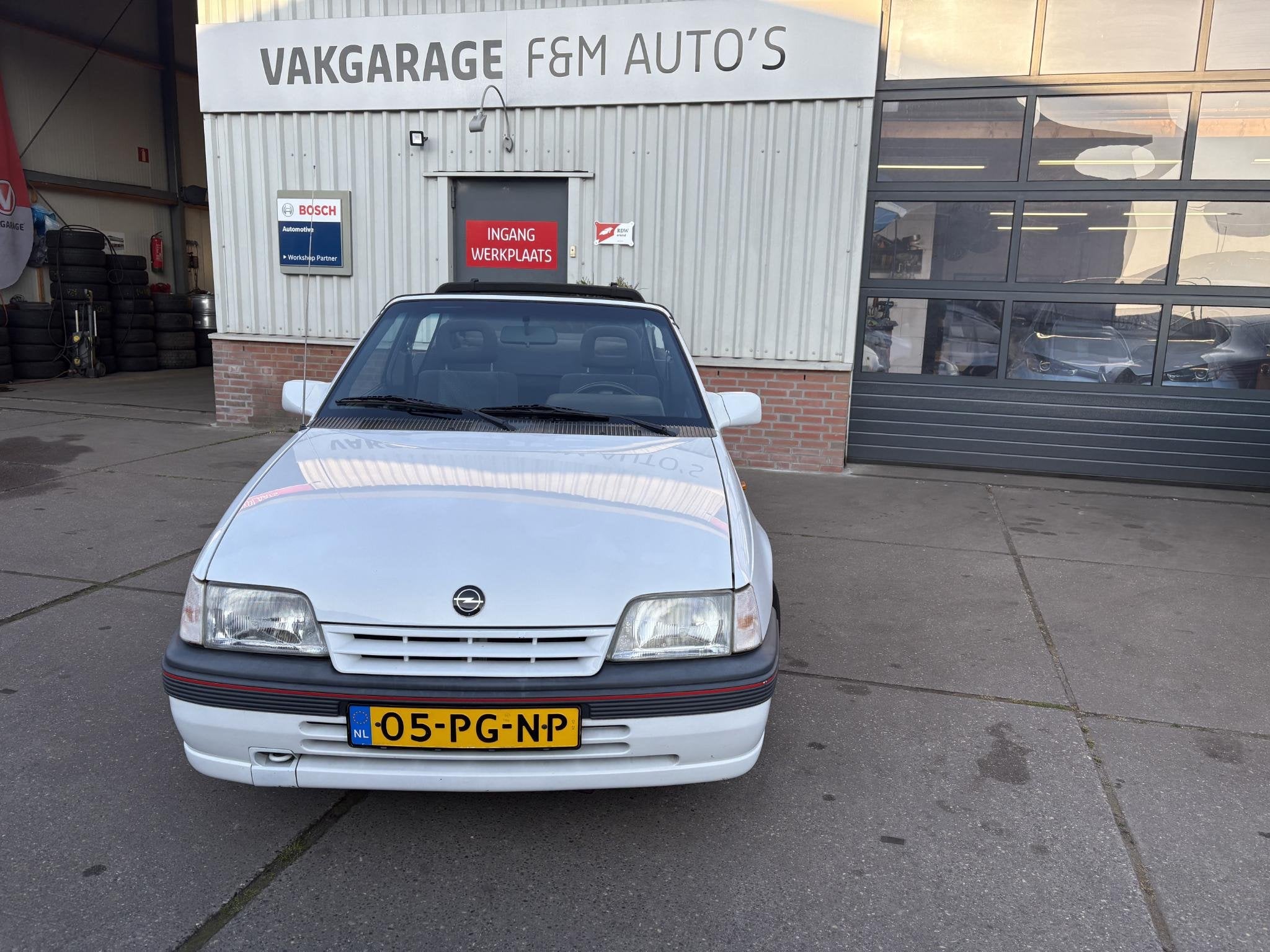Opel Kadett 1.6i bertone cabriolet, Voorwielaandrijving, Gebruikt, 4 cilinders, Wit