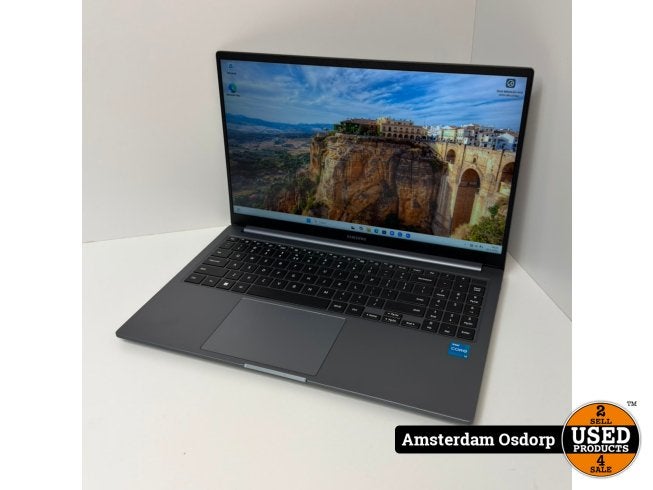 Samsung Galaxy book4 | Core i3 | 8GB | 256SSD | Nieuwstaat