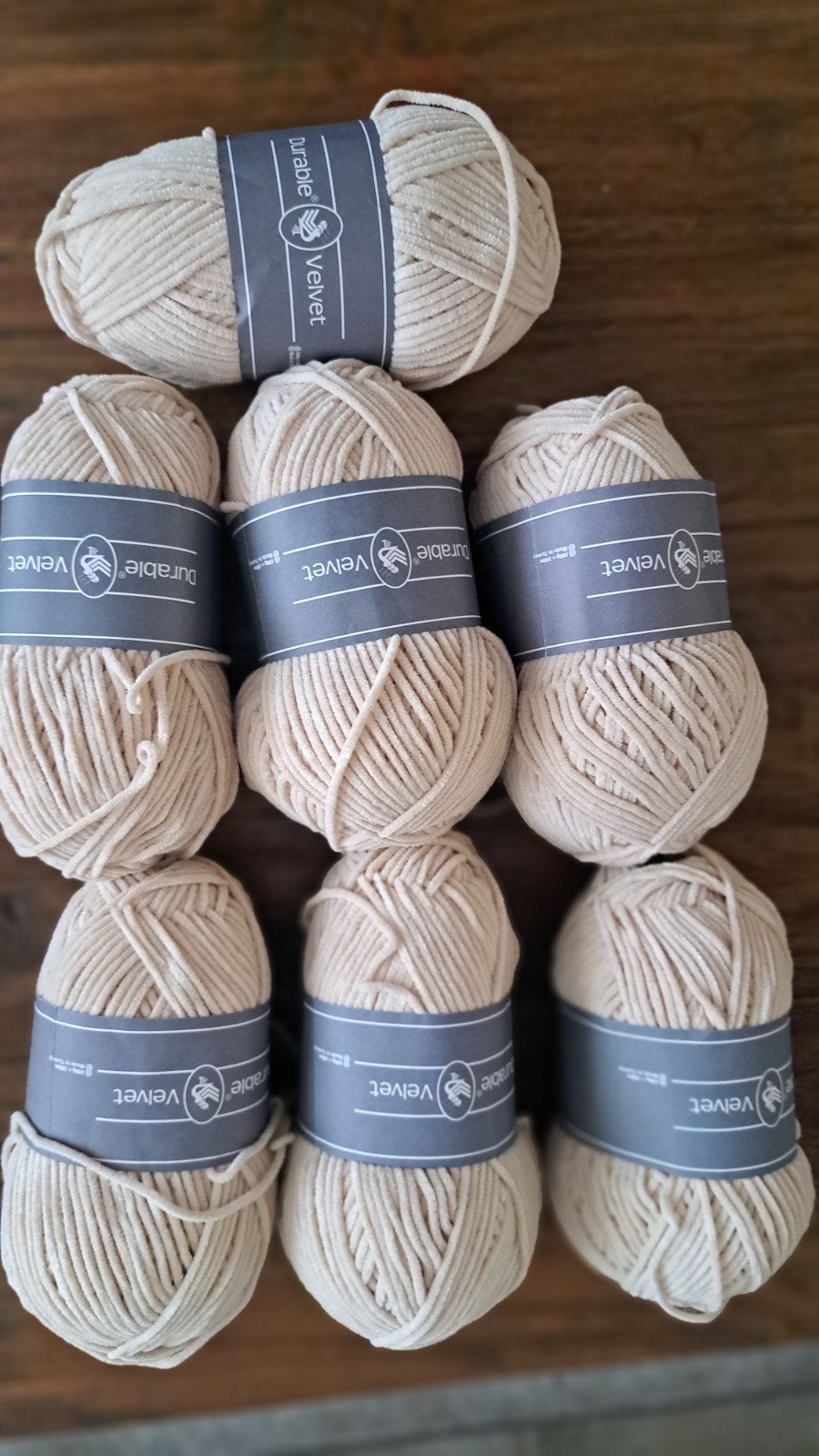 Durable Velvet Garen - 7 bollen écru, Hobby en Vrije tijd, Breien en Haken, Ophalen of Verzenden, Nieuw, Breien of Haken, Wol of Garen