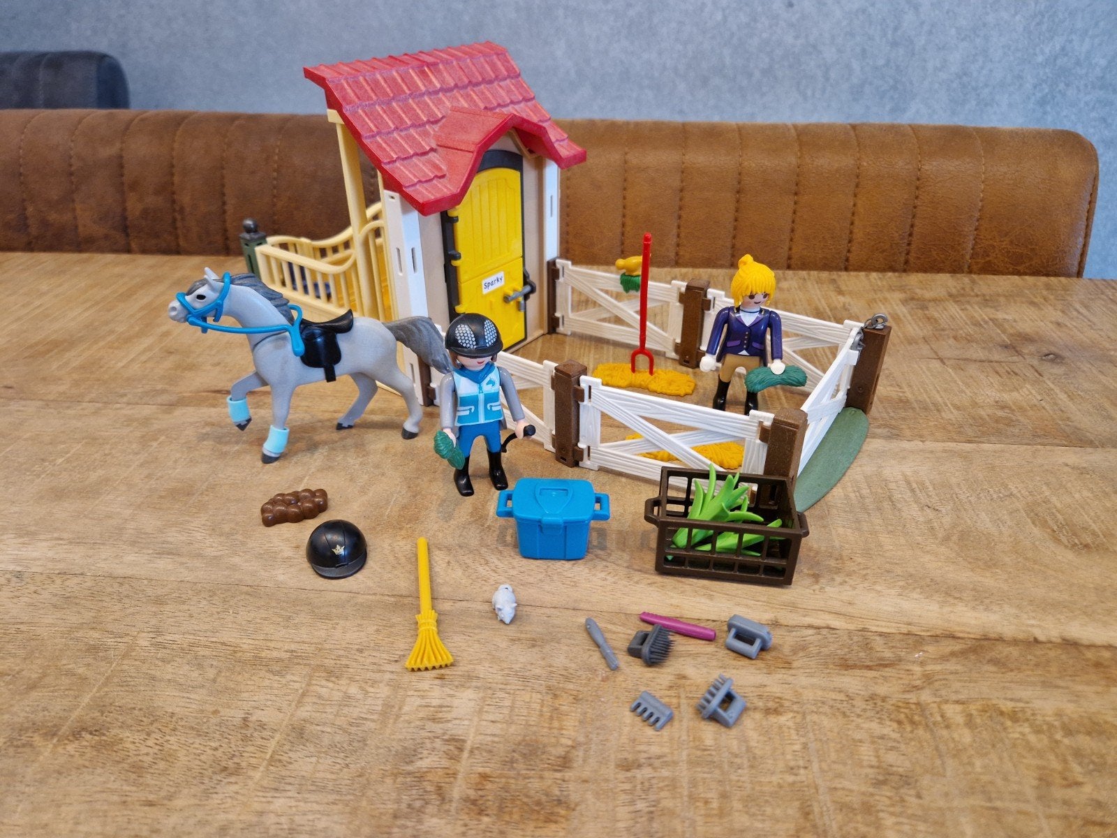 Playmobil 6935 Appaloosa met paardenbox, Ophalen of Verzenden