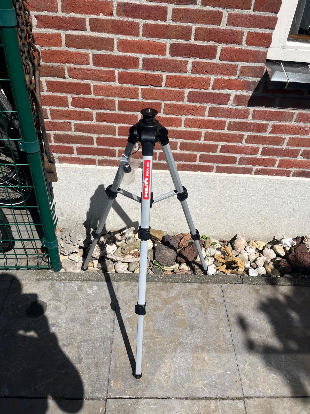 Hilti PMA 20 Statief voor Lasers en Meetapparatuur, Doe-het-zelf en Verbouw, Meetapparatuur, Ophalen, Zo goed als nieuw, Toebehoren