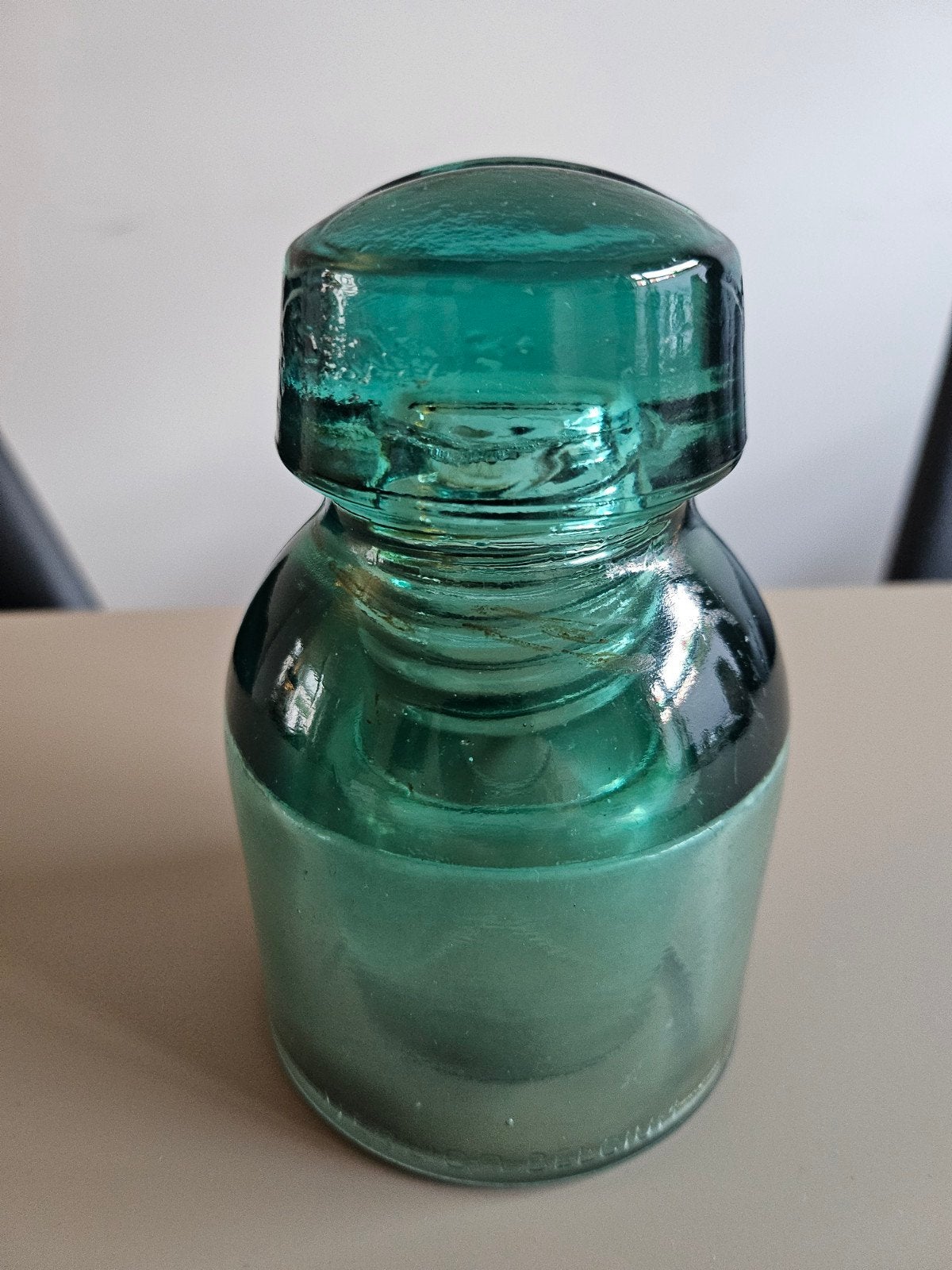 Isolator uit België, Ophalen of Verzenden, Overige kleuren, Glas