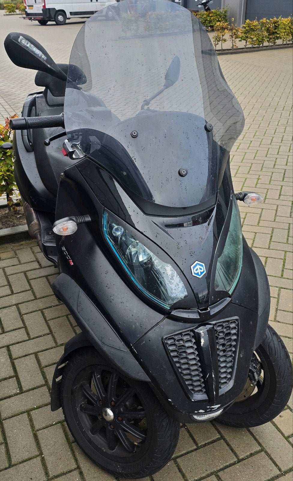 PIAGGIO MP3 500CC – OPKNAPPER / ONDERDELEN, Ophalen