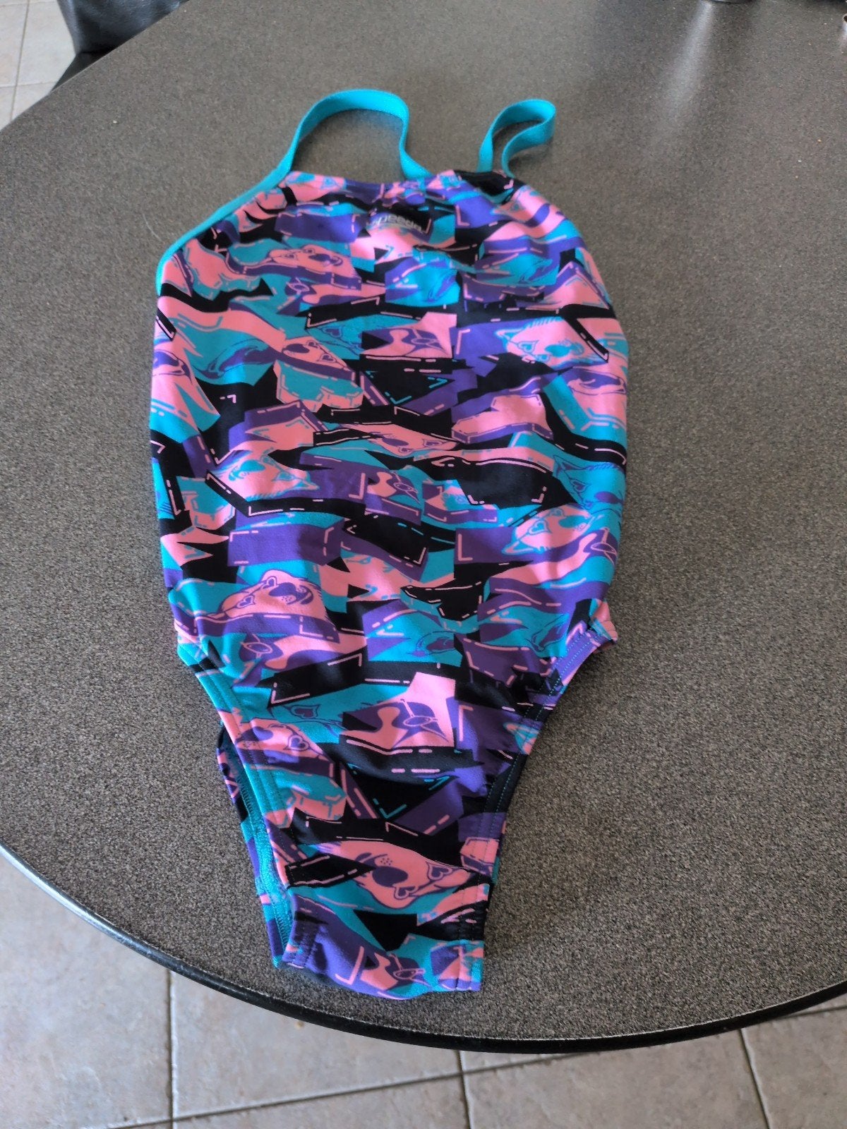 Als nieuw, badpak speedo maat 164,, Kinderen en Baby's, Kinderkleding | Kinder-zwemkleding, Ophalen of Verzenden, Zo goed als nieuw