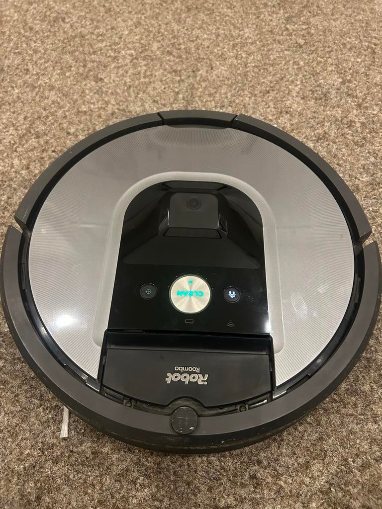 iRobot Roomba Robotstofzuiger met Oplaadstation, IRobot, Ophalen of Verzenden, Zo goed als nieuw, Robotstofzuiger