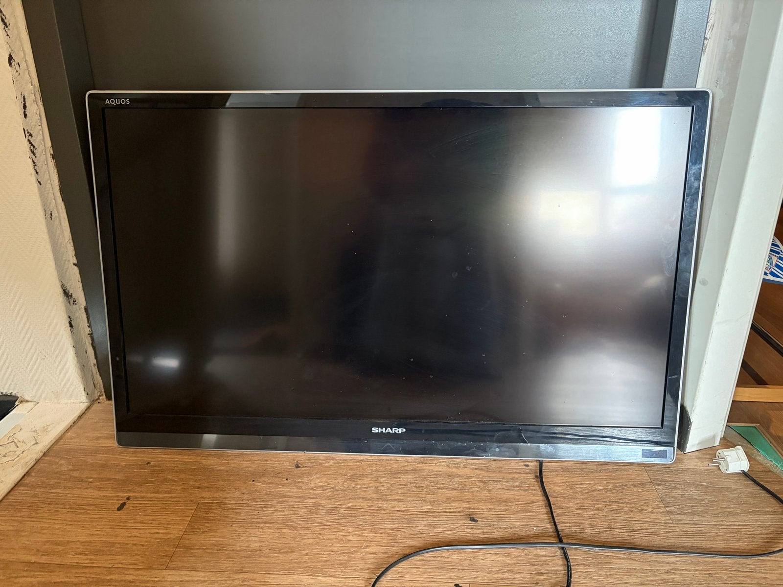 Sharp Aquos LCD TV LC-40LE830E - Full HD met beuge, Gebruikt, 50 Hz, LCD, Ophalen of Verzenden