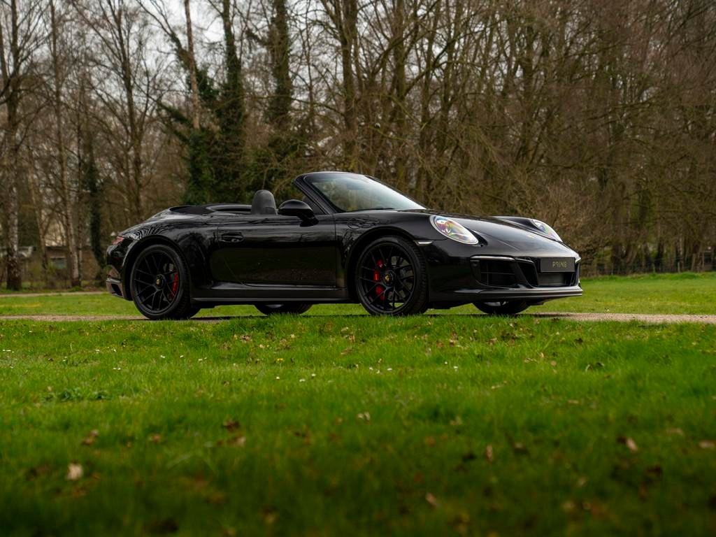 Porsche 911 Cabrio 991-2 Carrera 4 GTS | Bose | Sport Chrono, Auto's, Automaat, Gebruikt, Zwart, Vierwielaandrijving