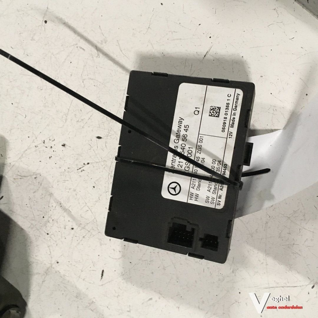 Mercedes W211 Module 211 540 56 45  Centrale gateway