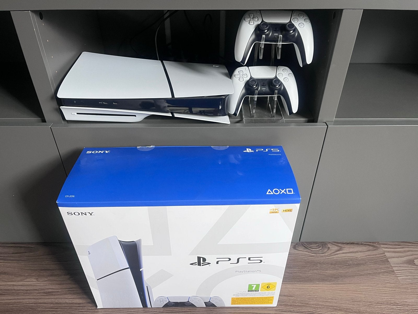 PlayStation 5 Disc Edition met 2 controllers en 6 games, Ophalen, Zo goed als nieuw, Playstation 5