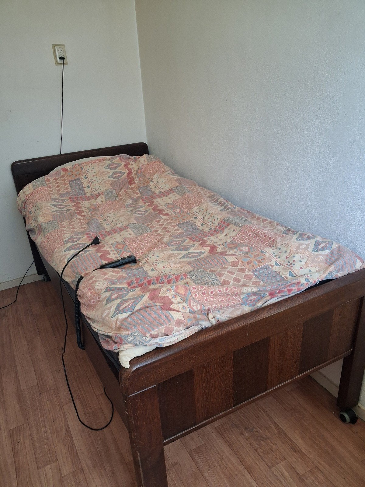 Senioren Bed, Antiek en Kunst, Ophalen
