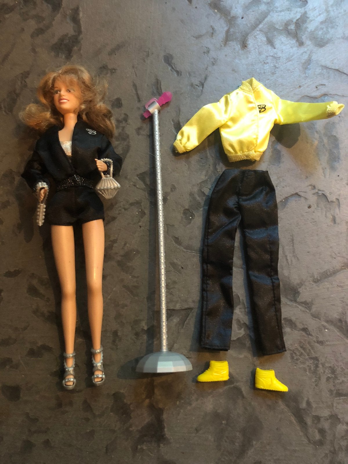Britney spears  barbie doll mattel  met extra set