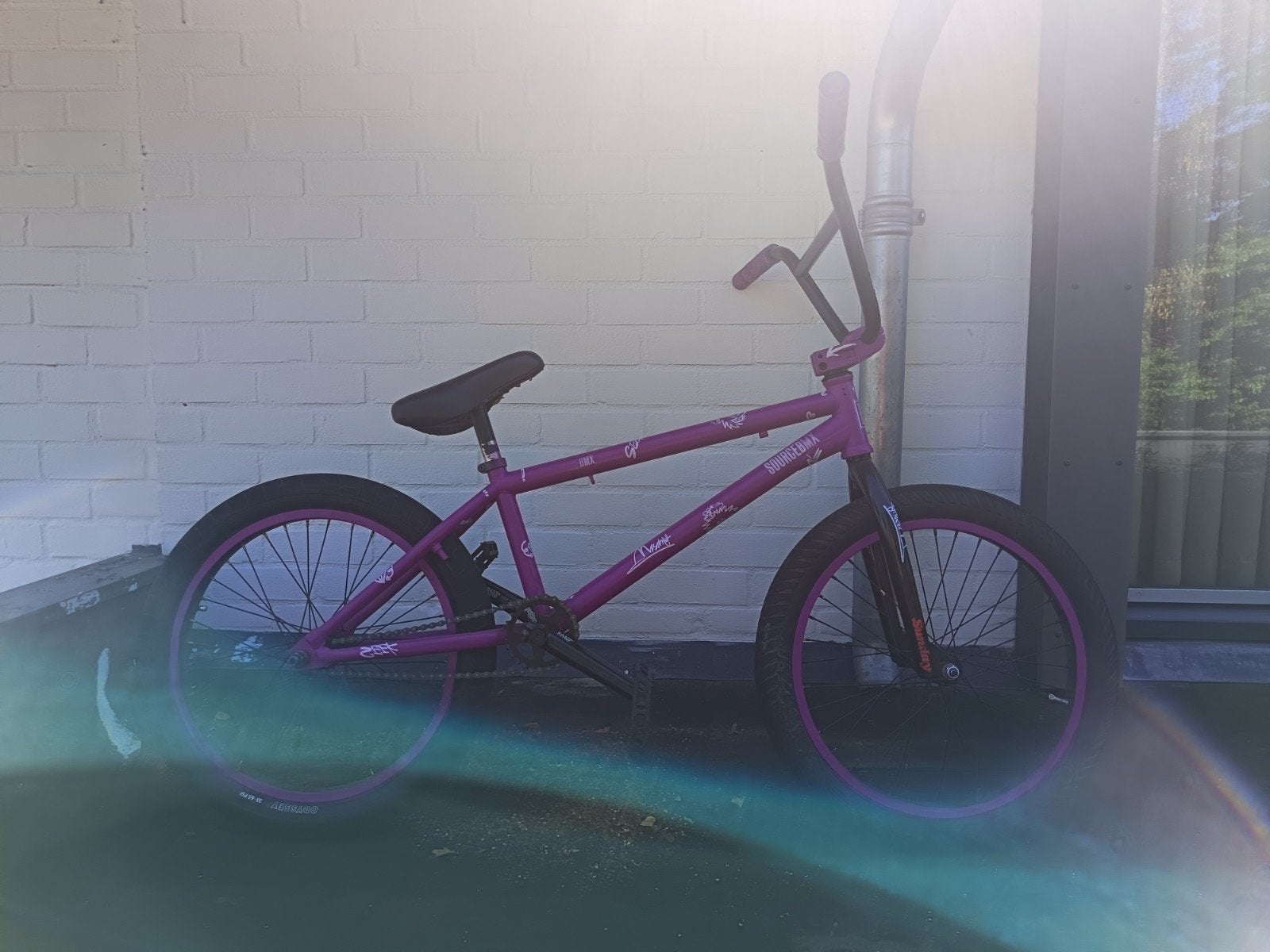 BMX - Sunday + pegs + helm, Fietsen en Brommers, Fietsen | Crossfietsen en BMX, Ophalen, Staal