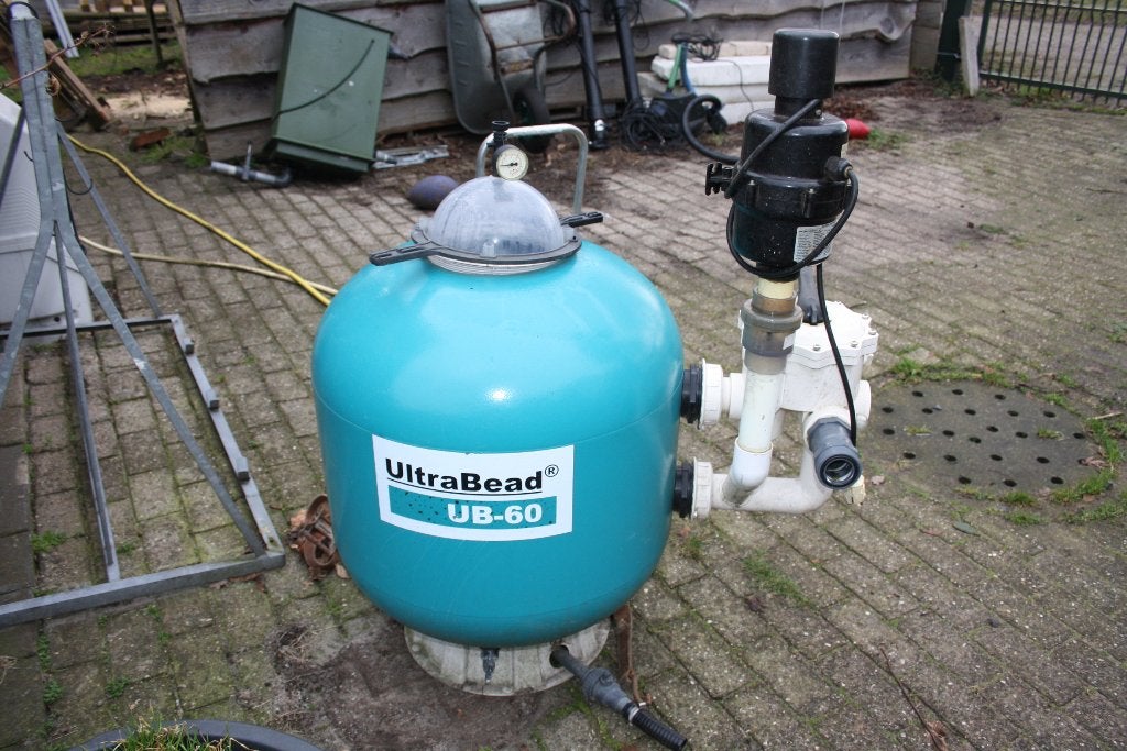 TE KOOP GEBRUIKTE UB 60 VIJVER FILTER  15m3 / per uur, Karper of Koi