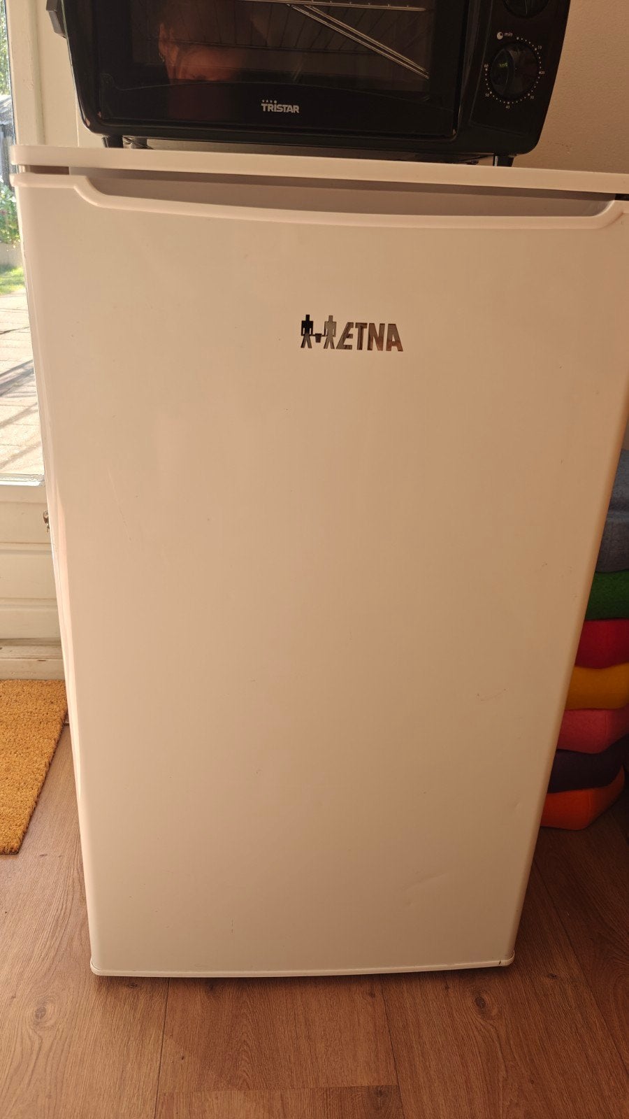 Etna tafelmodel koelkast, Witgoed en Apparatuur, Koelkasten en IJskasten, Gebruikt, 100 tot 150 liter, Met vriesvak, Ophalen