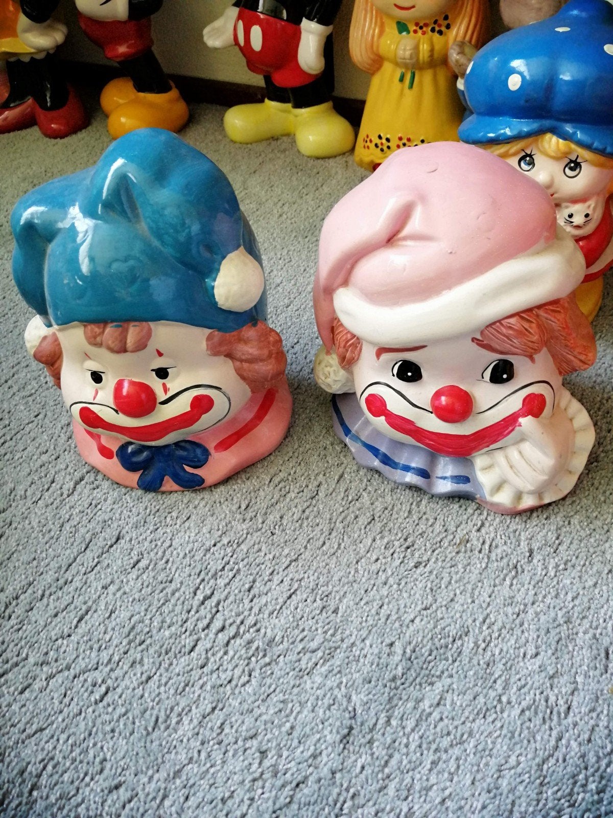 2 leuke clowns hoofden als spaarpot, Verzamelen, Ophalen of Verzenden, Gebruikt, Steen, Aardewerk of Keramiek