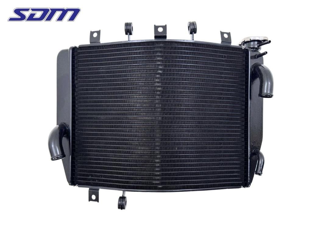 RADIATEUR Kawasaki ZX 6 R 2005-2006 (NINJA ZX-6R ZX636C-D), Dhr. S. di Majo, Nieuw, Info@cama-motorparts.nl, P.J. Troelstraweg 8 8
3144 CX  MAASSLUIS, NL