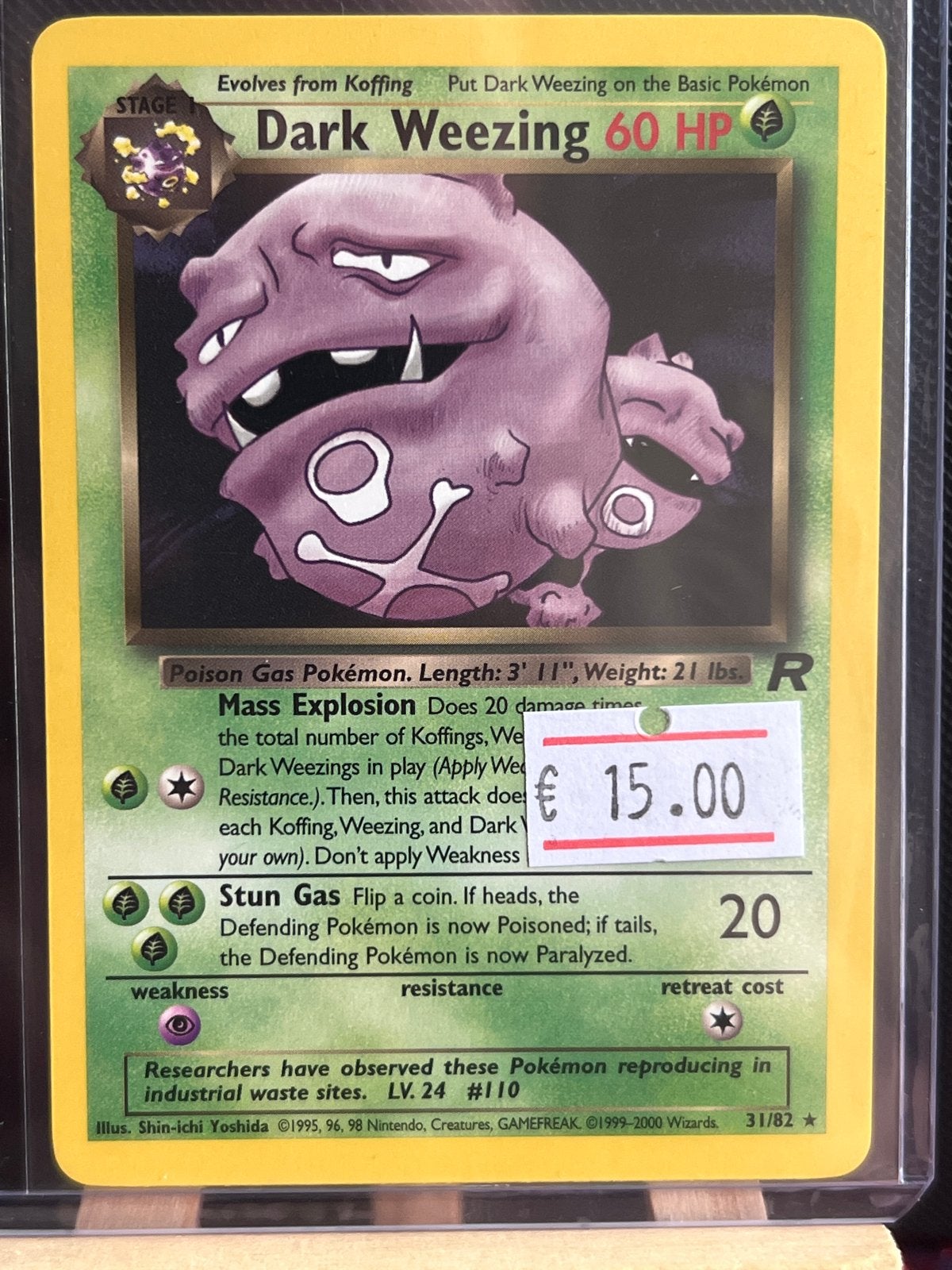 Dark Weezing Pokémon Kaart - 1e Editie (31/82), Ophalen of Verzenden, Gebruikt, Losse kaart