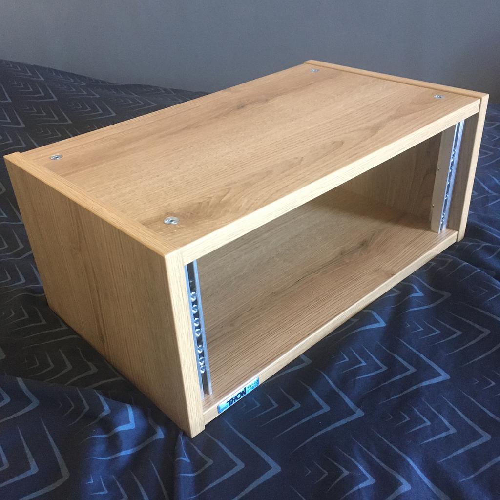 19” desktop rack 4U hout - Thon Studio oak, Muziek en Instrumenten, Behuizingen en Koffers, Ophalen, Zo goed als nieuw, Overige instrumenten