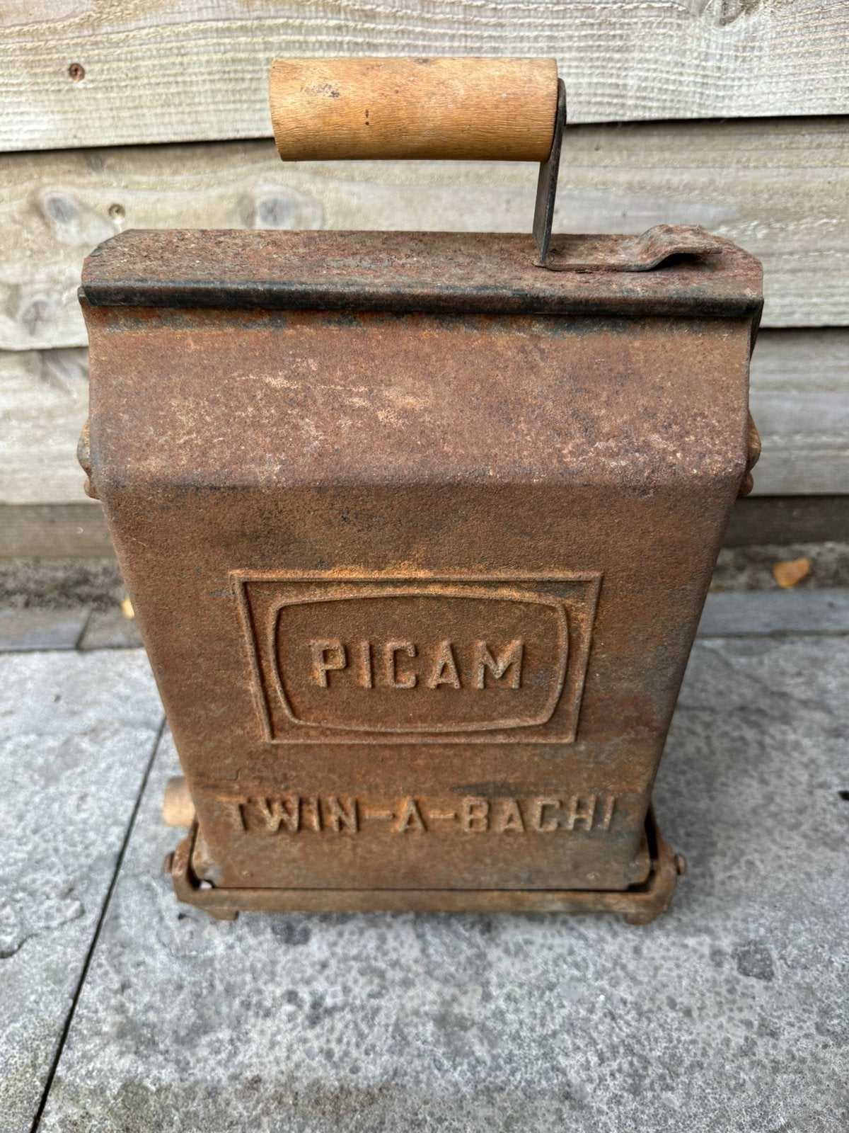 Antieke gietijzeren PICAM Twin-A-Bachi BBQ/Grill, Ophalen, Gebruikt
