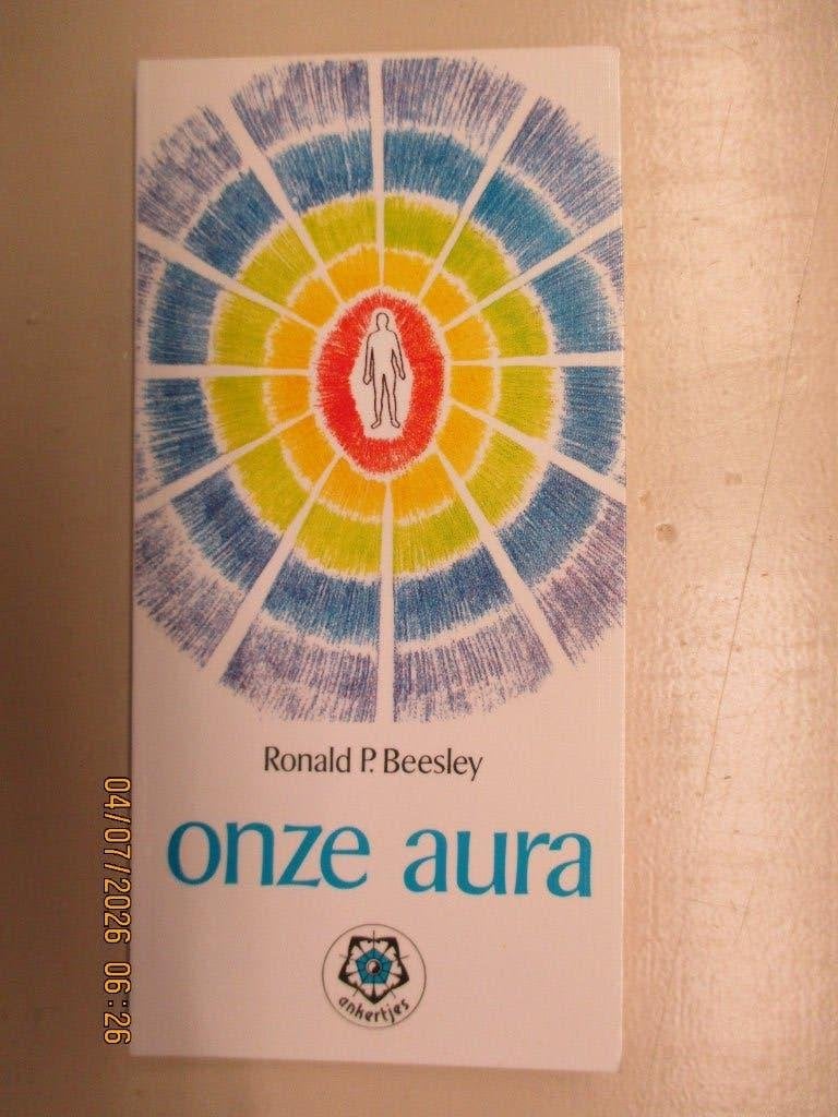 Ronald P.Beesley - Onze aura, Overige typen, Ophalen of Verzenden, Zo goed als nieuw, Overige onderwerpen