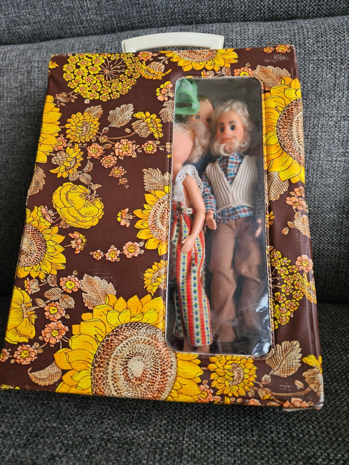 Vintage Mattel Happy Family poppen met koffer en kleding, Verzamelen, Poppen, Verzenden, Gebruikt