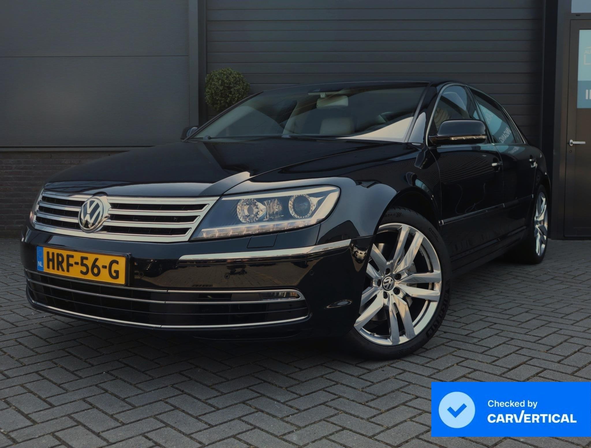 Volkswagen Phaeton 4.2 V8 4p. Lang Highline | Uniek | Chauff, Auto's, Automaat, Gebruikt, 8 cilinders, Zwart