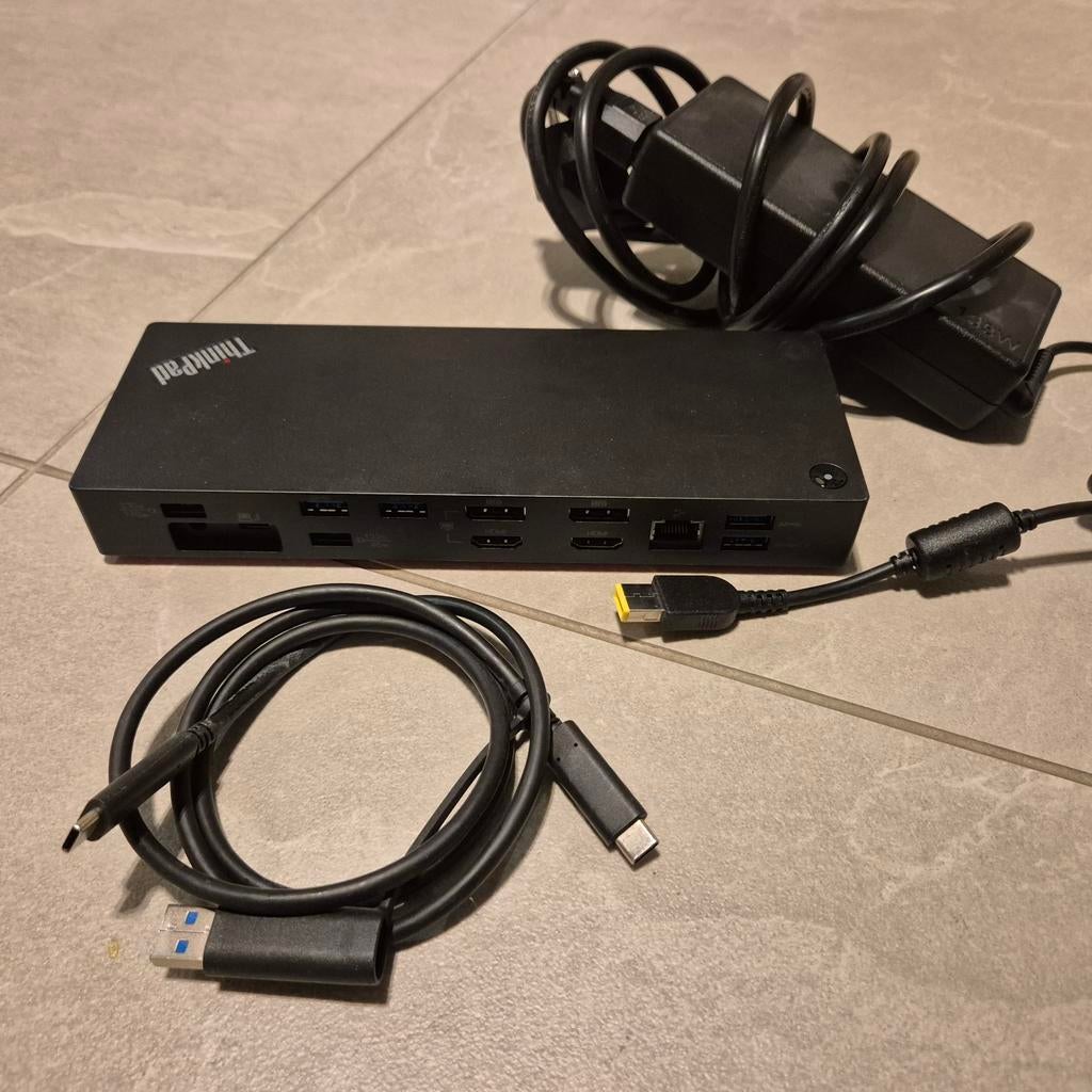 Lenovo Docking Station gen2  USB-C Thunderbolt / Workstation, Computers en Software, Dockingstations, Zo goed als nieuw, Docking station