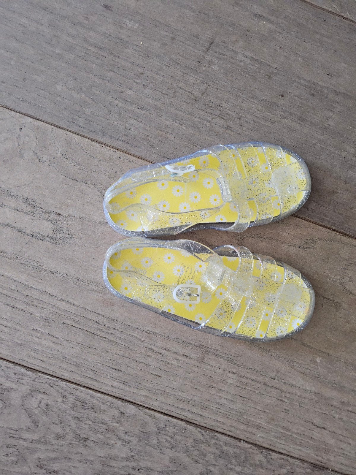 Waterschoentjes nieuw glitter geel mt 32 Young dimension, Meisje, Schoenen, Ophalen of Verzenden, Zo goed als nieuw