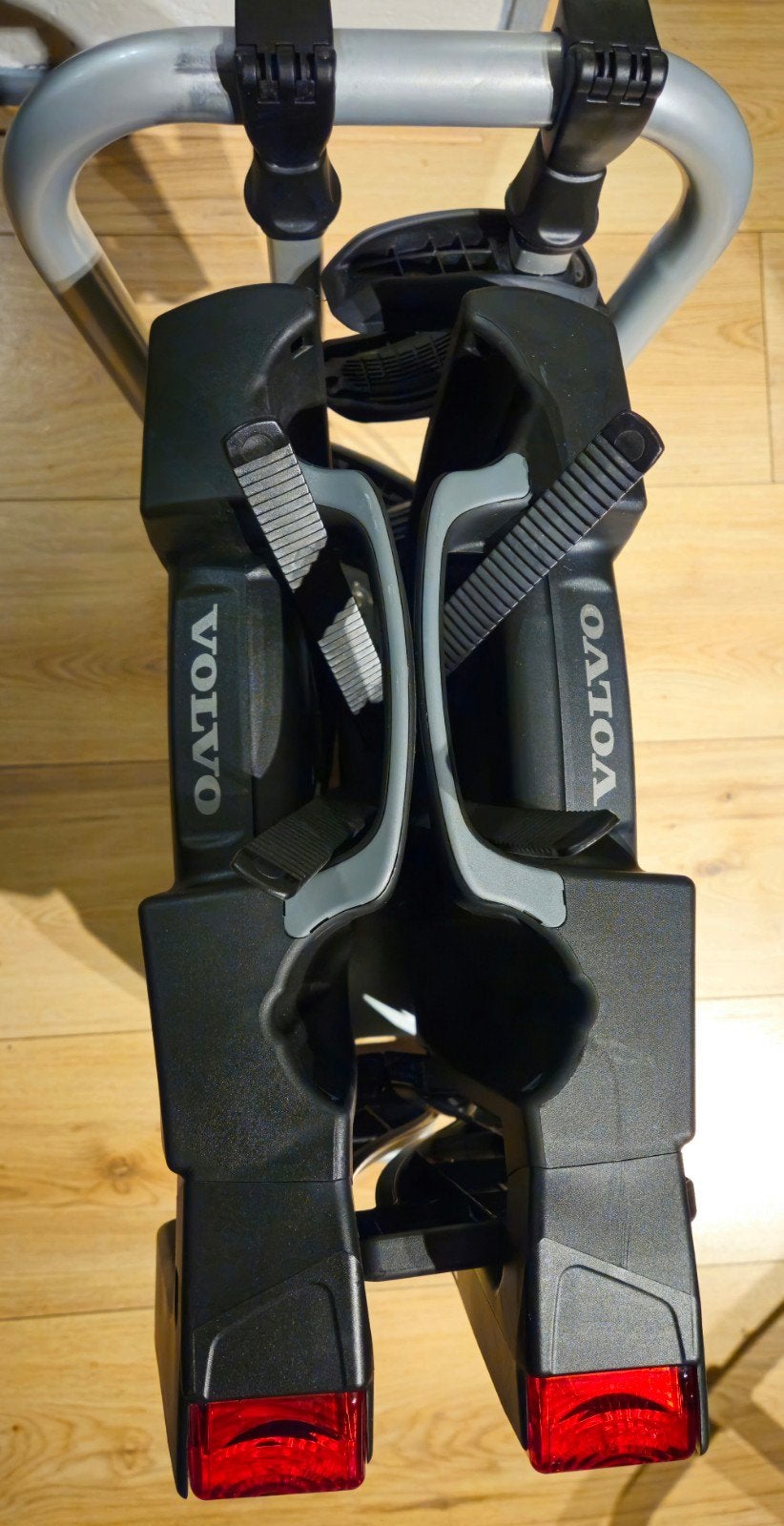 Compacte Volvo/Thule fietsendrager voor 2 e-bikes (60kg), Auto diversen, Fietsendragers, Ophalen of Verzenden, Zo goed als nieuw