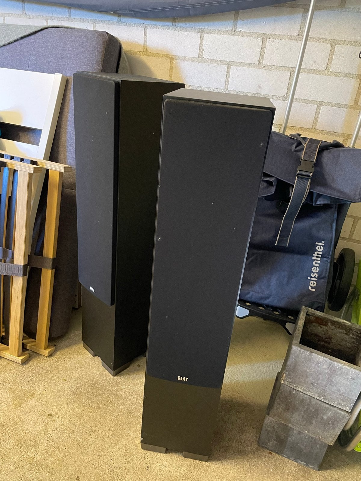 ELAC Debut F5 Vloerstaande Luidsprekers - Zwart, Basreflex, Ophalen of Verzenden, Gebruikt, Vloerstaande luidspreker