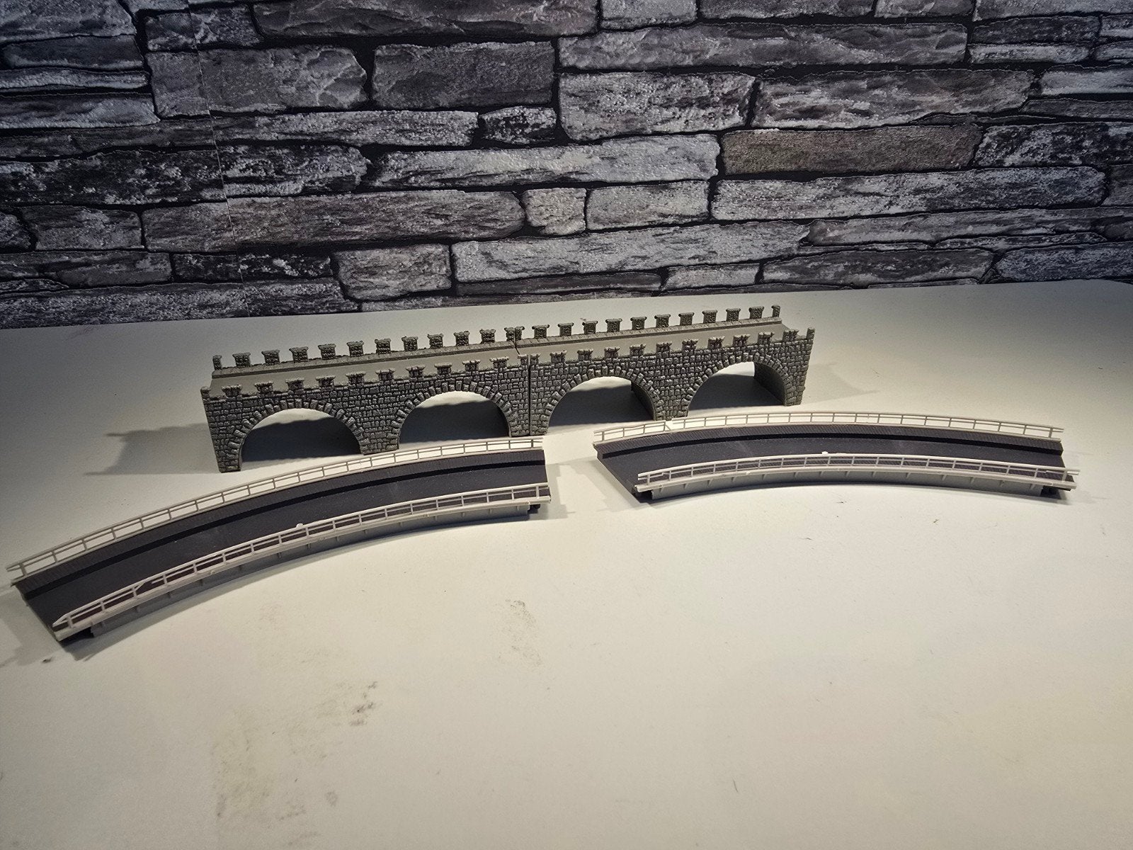 brug met bogen 2x11cm N spoor trein 1:160, Overige merken, Gebruikt, Gelijkstroom of Wisselstroom, Brug, Tunnel of Gebouw
