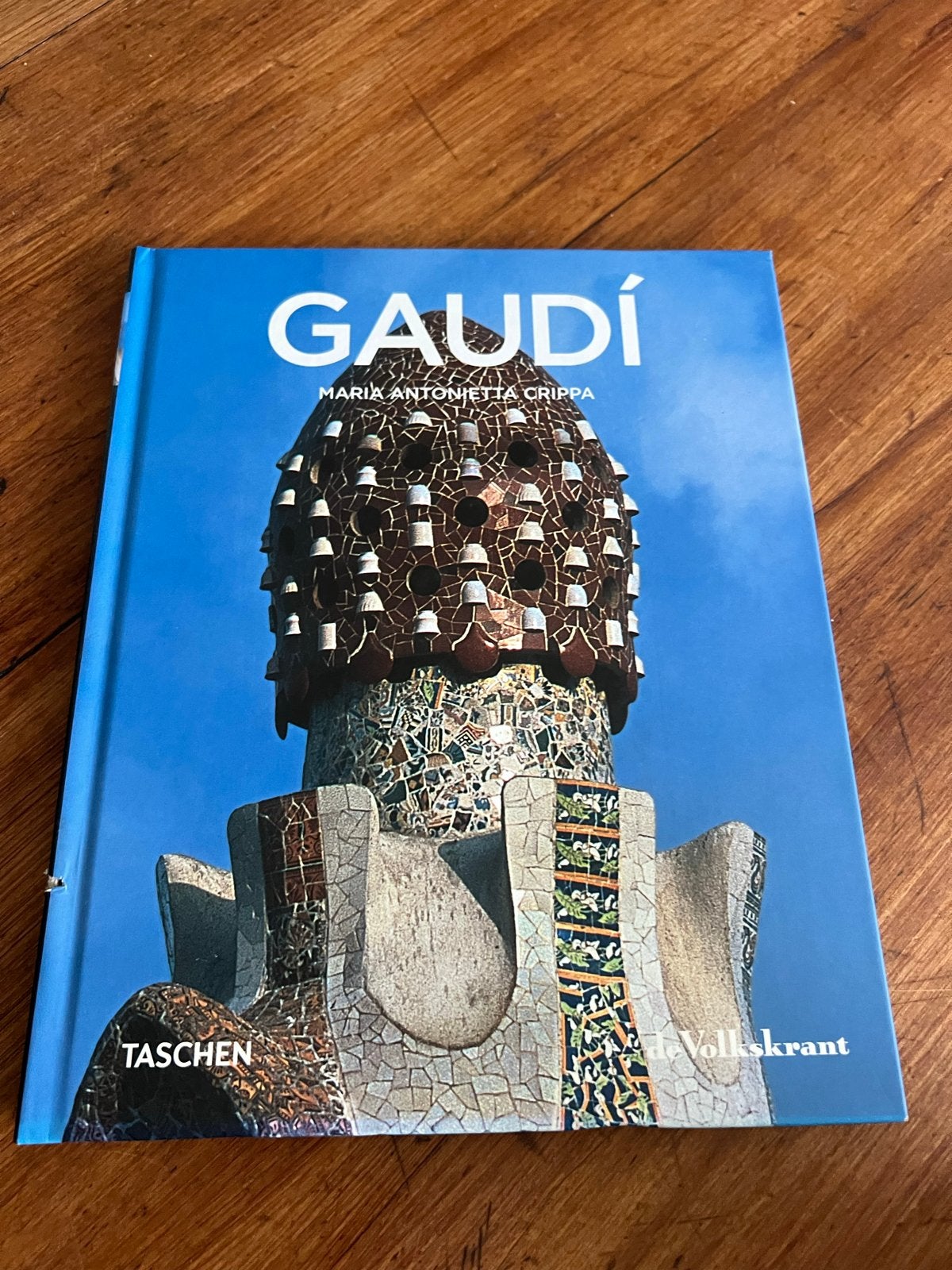 Gaudi - Maria Antonietta Crippa - Taschen, Ophalen of Verzenden, Zo goed als nieuw, Overige onderwerpen
