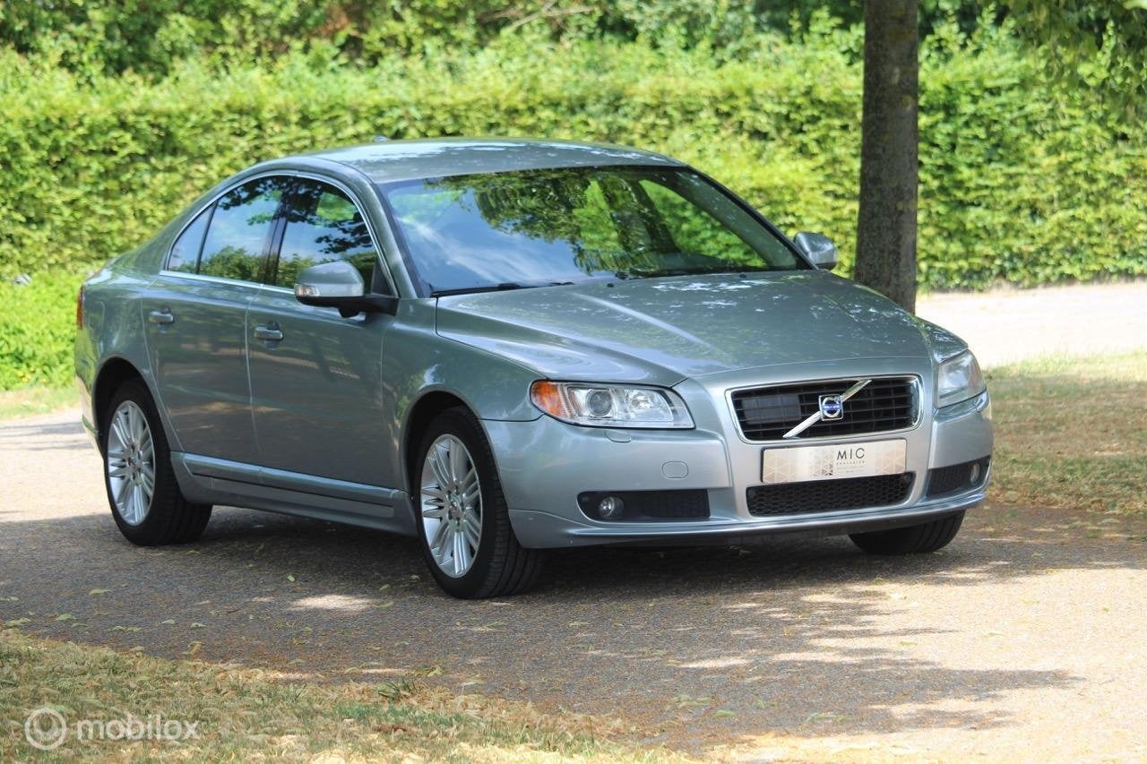 Volvo S80