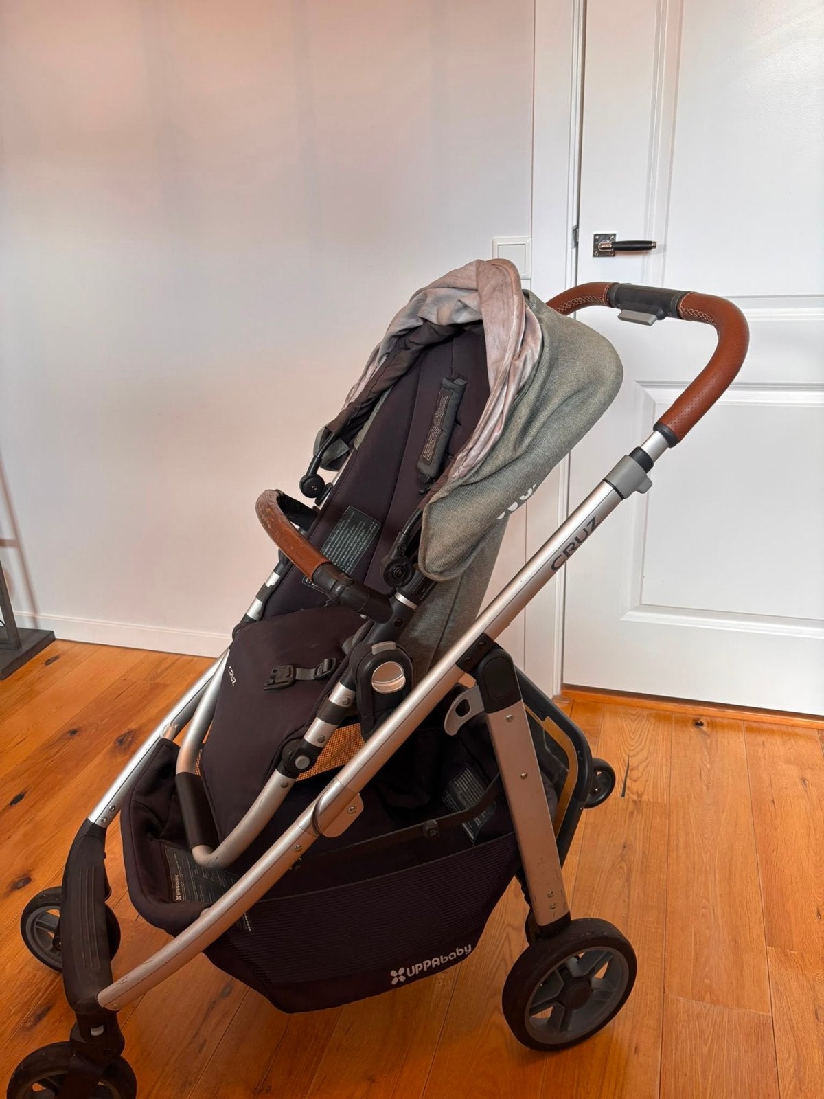 UPPAbaby Cruz kinderwagen met accessoires, Gebruikt, Verstelbare duwstang, Ophalen, Kinderwagen