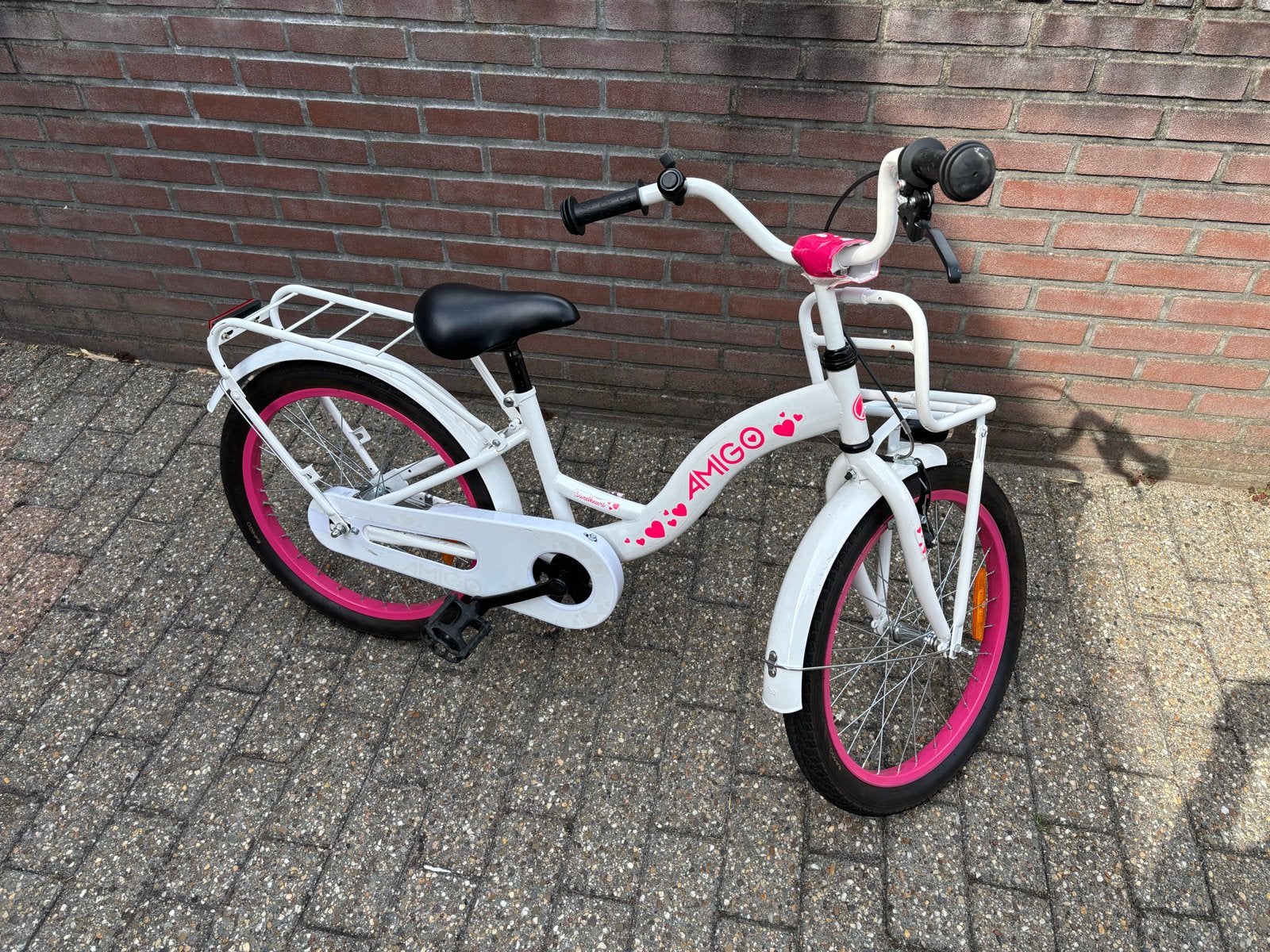 Amigo Kinderfiets Wit/Roze 20 inch - Zo goed als nieuw, Ophalen, Zo goed als nieuw, Terugtraprem, 16 tot 20 inch