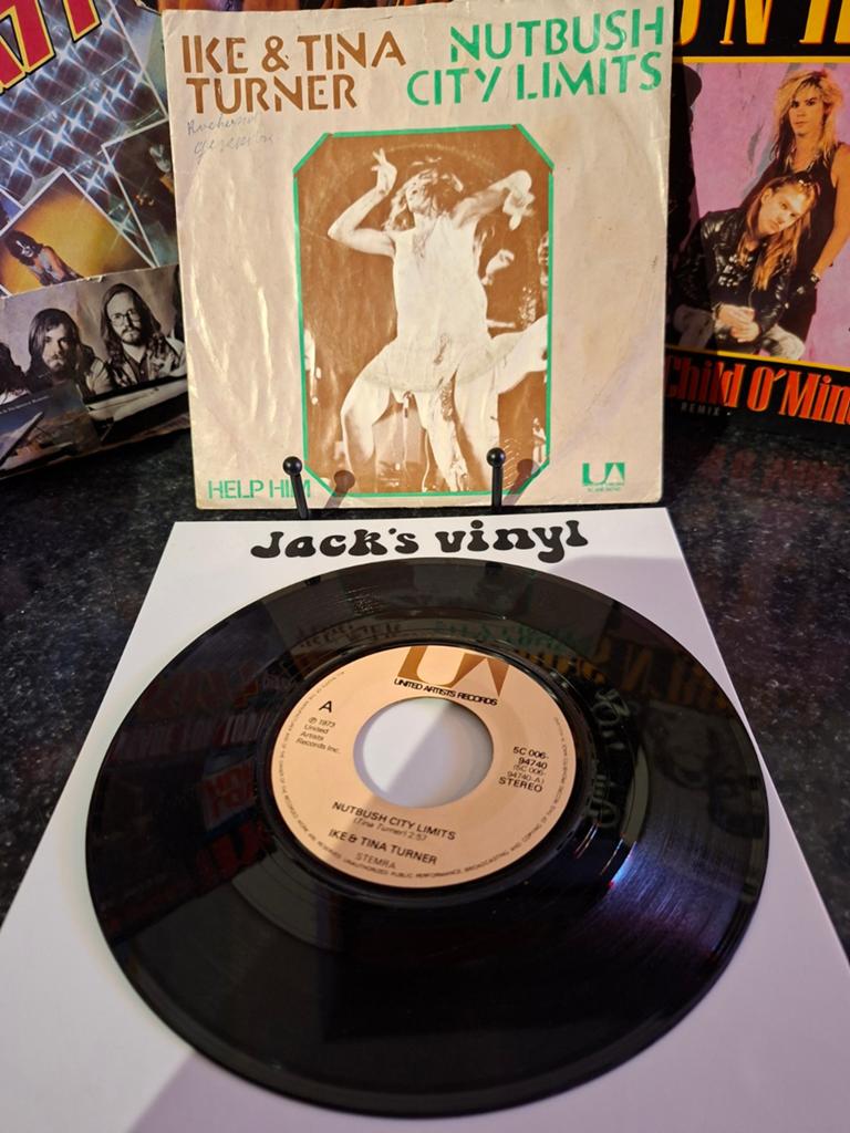 Ike & Tina Turner - Nutbush City Limits (Single) 1978, Fotohoes, Ophalen of Verzenden, Gebruikt, 7 inch