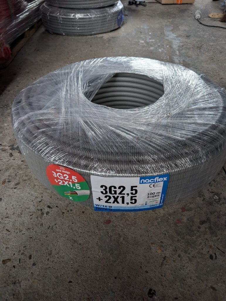 !!ACTIE!! Voorbedrade flexibele buis 100 meter, Ophalen of Verzenden, Nieuw, Overige merken, Kabel of Snoer