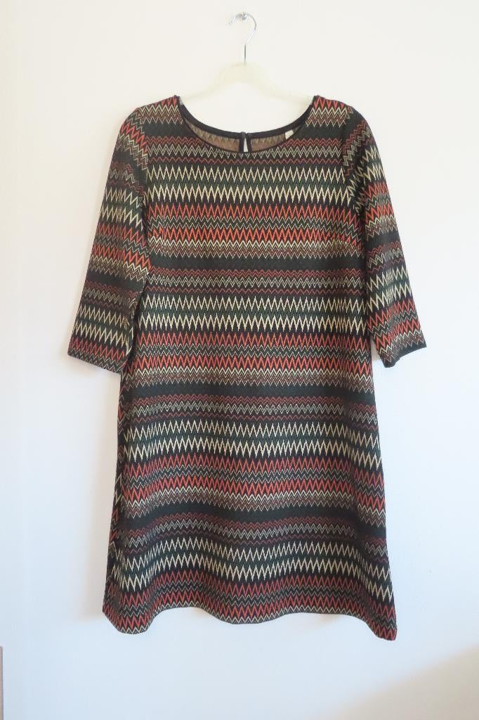 Jurk Zigzag Print Miss Etam mt 46 *Nieuw* (3735), Overige kleuren, Jurk, Nieuw, Ophalen of Verzenden