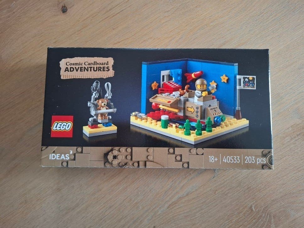 Lego Ideas 40533 Cosmic Cardboard Adventures NIEUW, Lego, Nieuw, Ophalen of Verzenden, Ideas