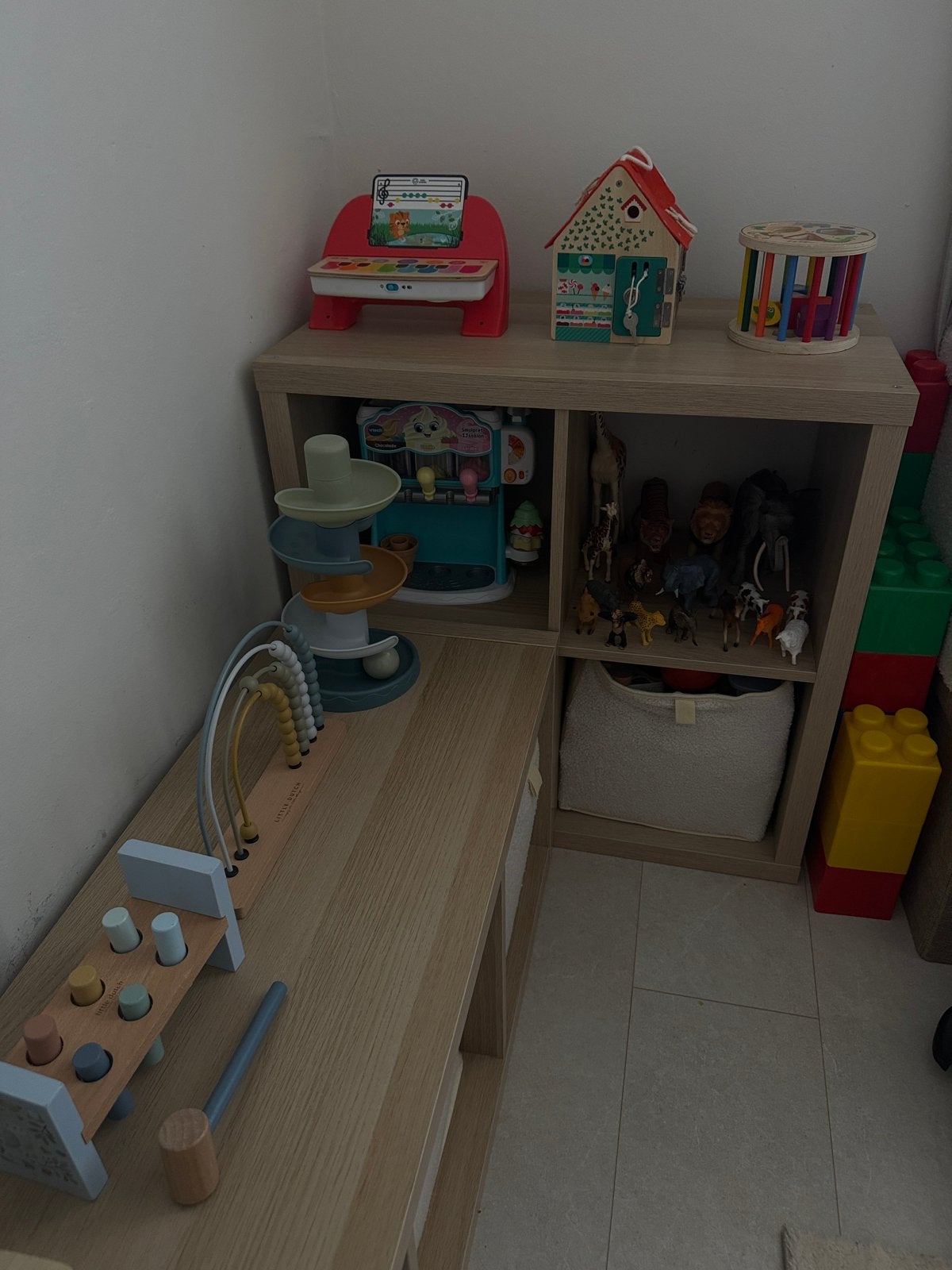 Ikea kallax kasten, Kinderen en Baby's, Kinderkamer | Stapelbedden en Hoogslapers, Ophalen, Zo goed als nieuw, Hoogslaper